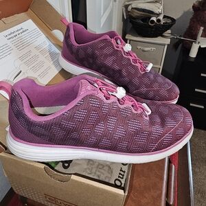 Propet women's tennis shoes